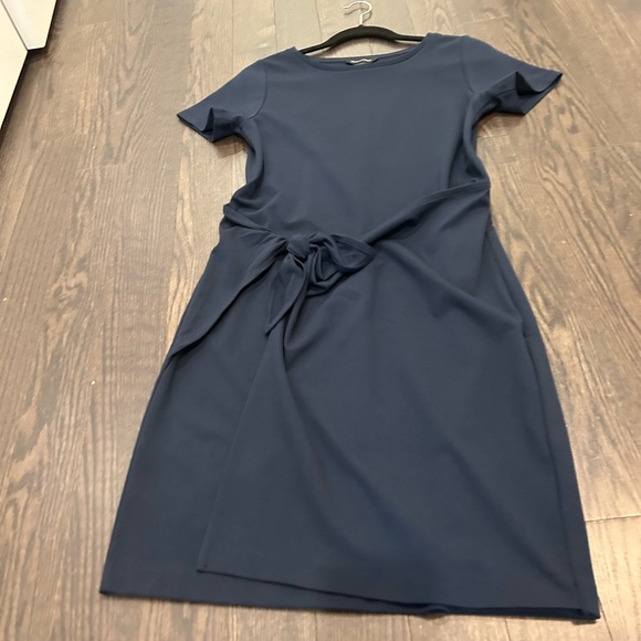 - Club Monaco The Twansia dress - Picture 4 of 8